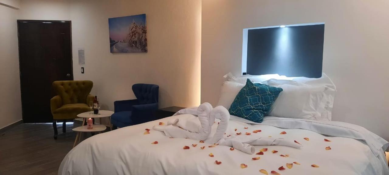 Hotel Tonall'Inn 샌후안토드와캔 외부 사진