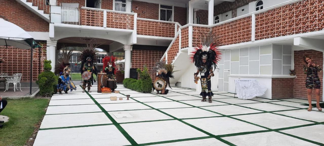 Hotel Tonall'Inn 샌후안토드와캔 외부 사진